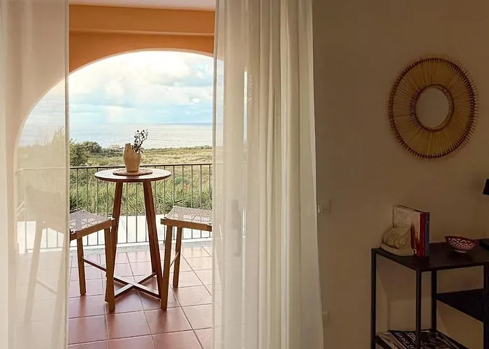 Sulemare House View Swimming Pool, Sub Paradise